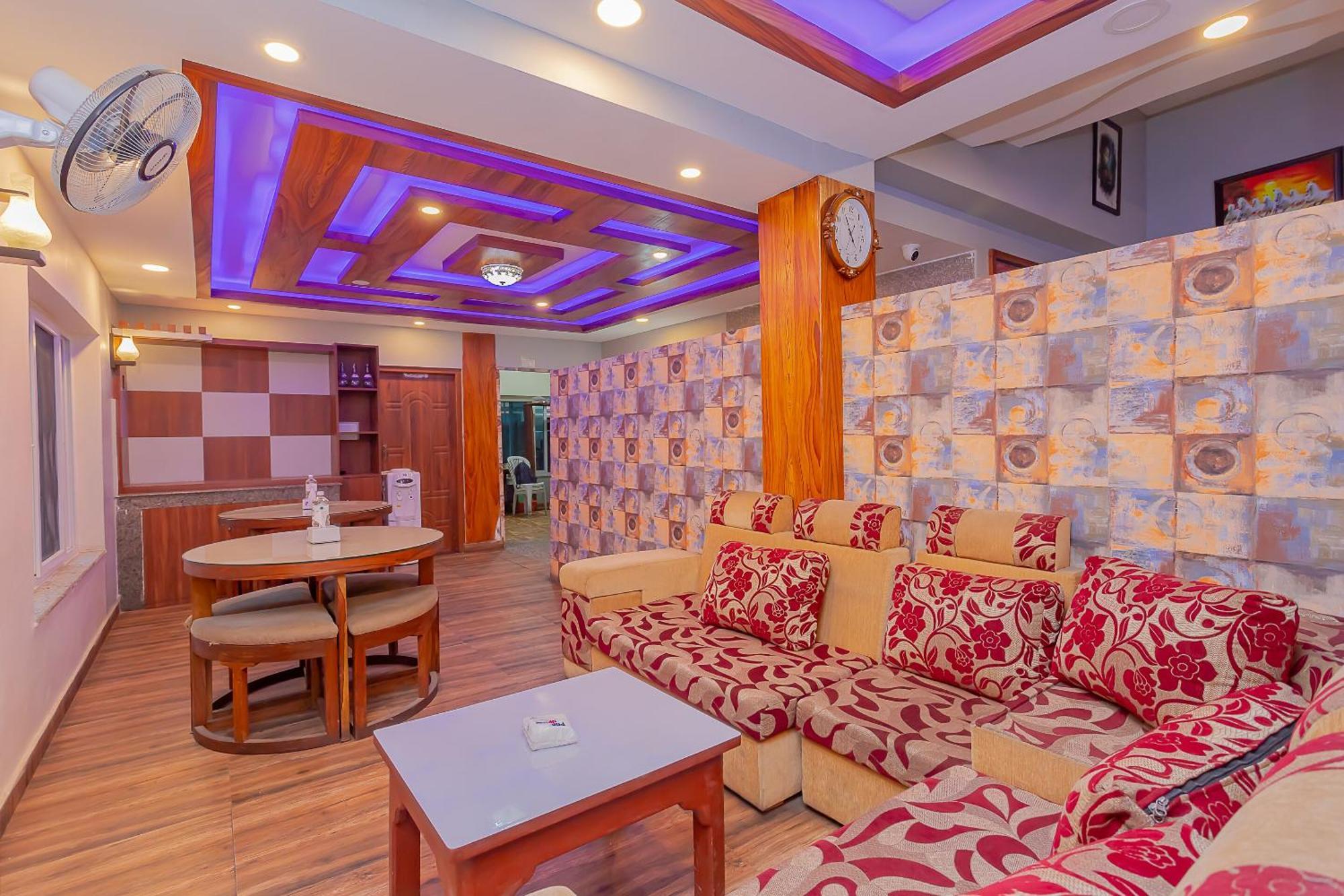 Oyo 799 Hotel Tik Tok Pvt Ltd. กาฐมาณฑุ ภายนอก รูปภาพ