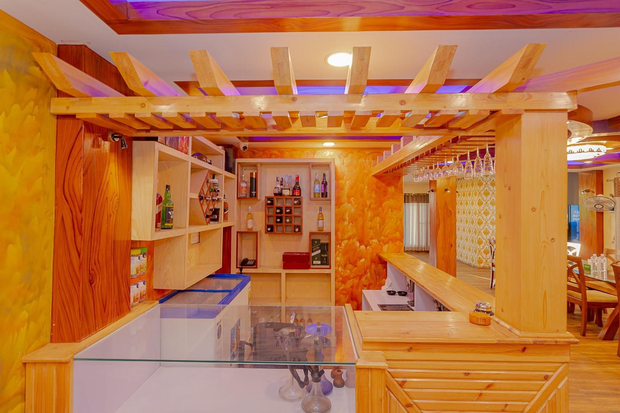 Oyo 799 Hotel Tik Tok Pvt Ltd. กาฐมาณฑุ ภายนอก รูปภาพ