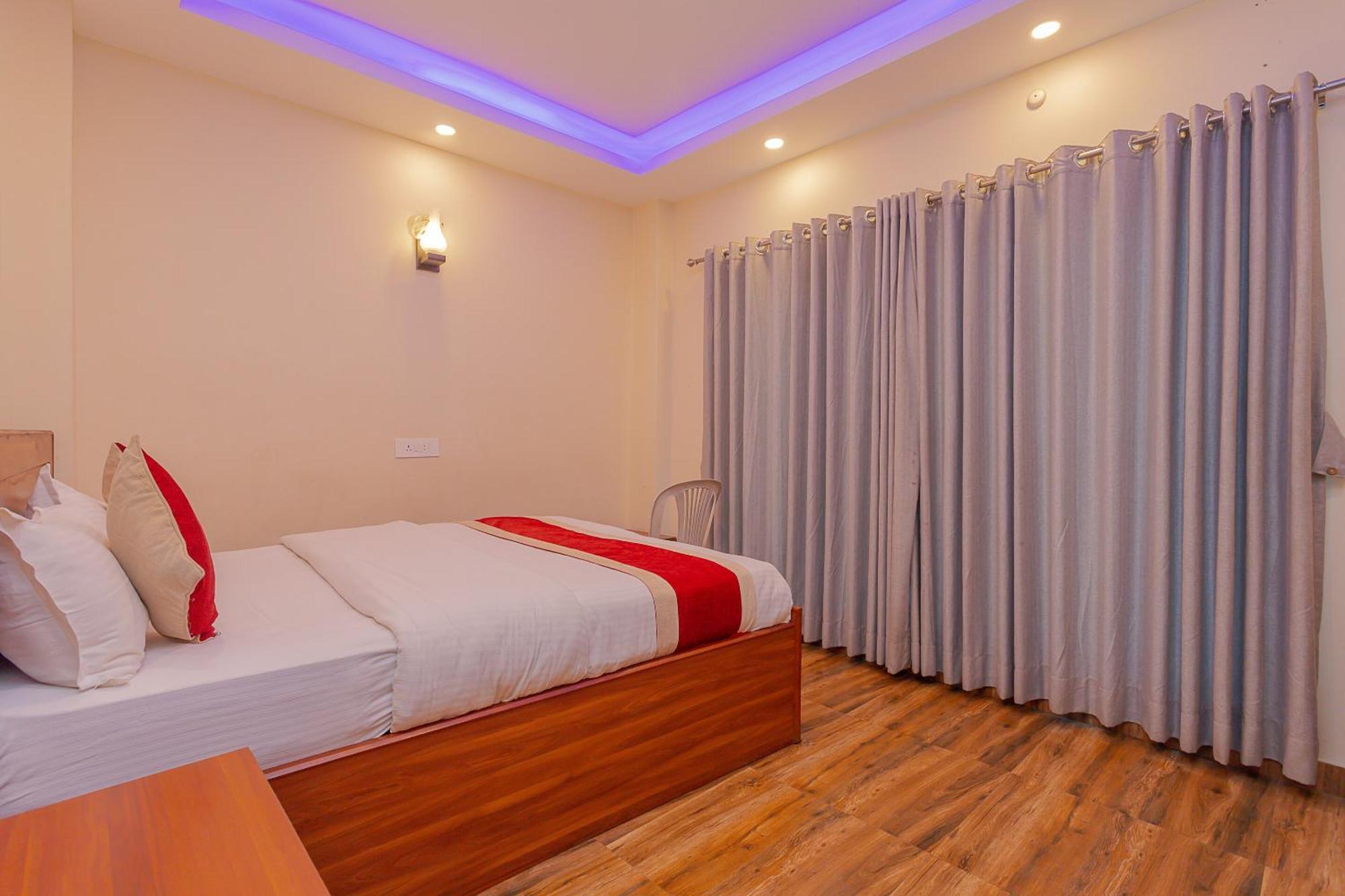Oyo 799 Hotel Tik Tok Pvt Ltd. กาฐมาณฑุ ภายนอก รูปภาพ