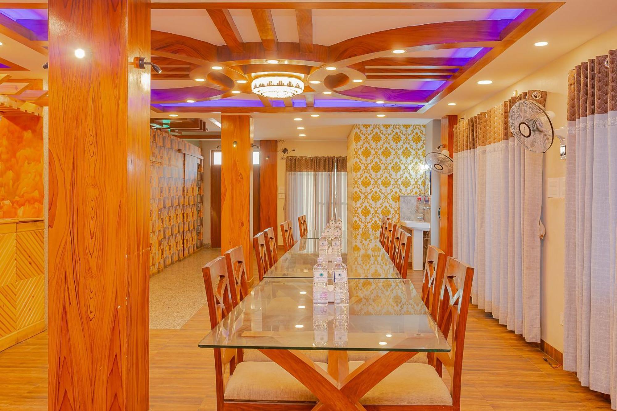 Oyo 799 Hotel Tik Tok Pvt Ltd. กาฐมาณฑุ ภายนอก รูปภาพ