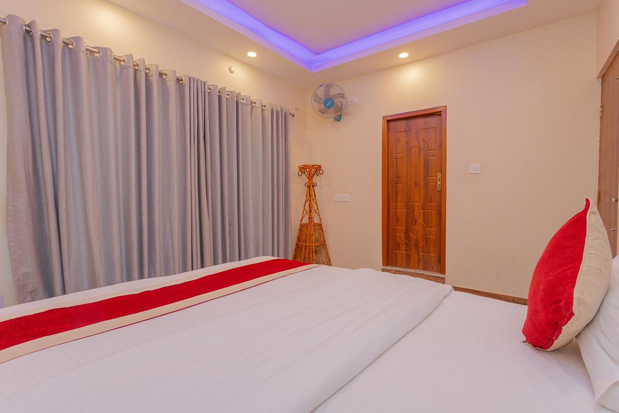 Oyo 799 Hotel Tik Tok Pvt Ltd. กาฐมาณฑุ ภายนอก รูปภาพ