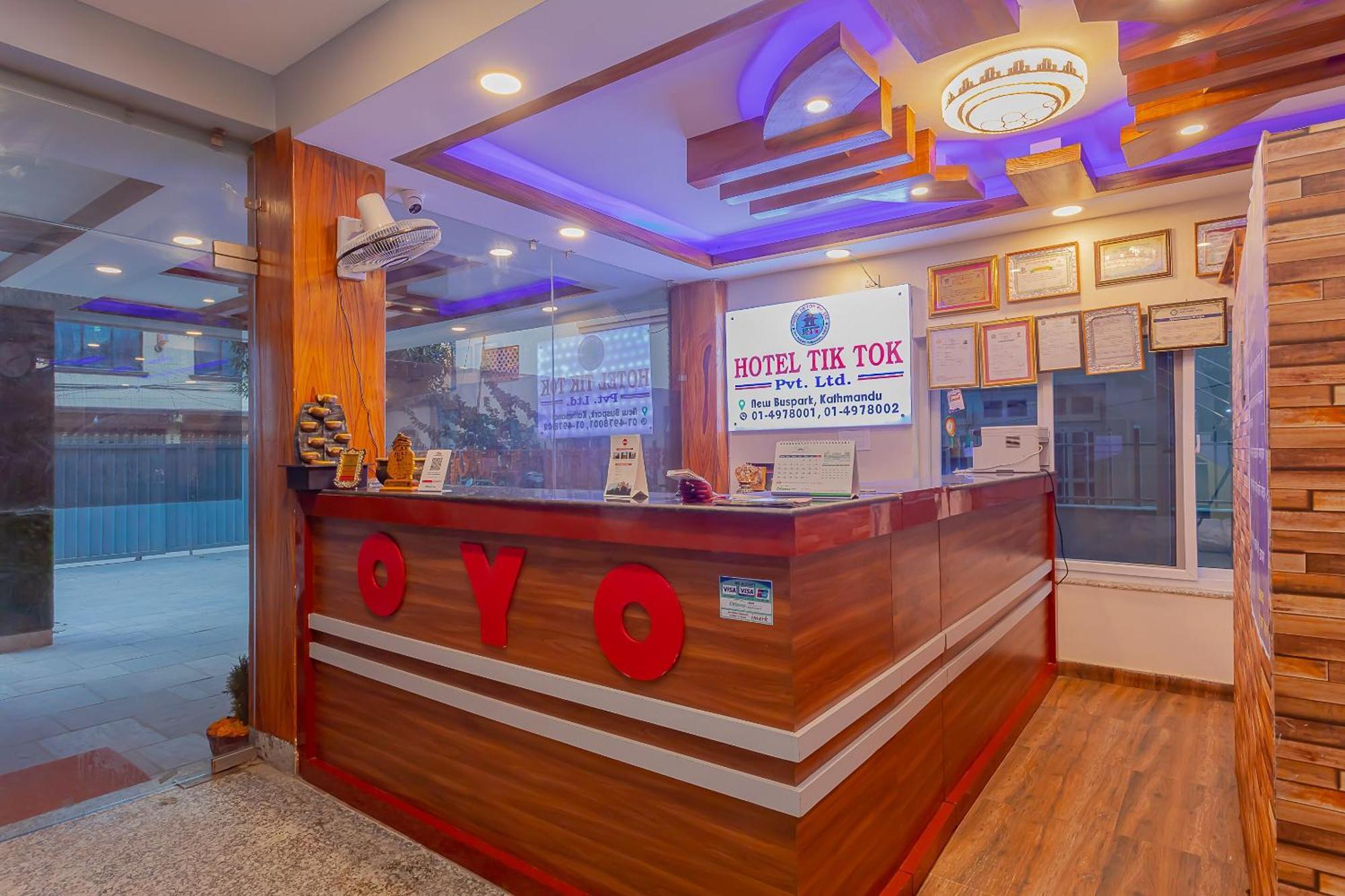 Oyo 799 Hotel Tik Tok Pvt Ltd. กาฐมาณฑุ ภายนอก รูปภาพ