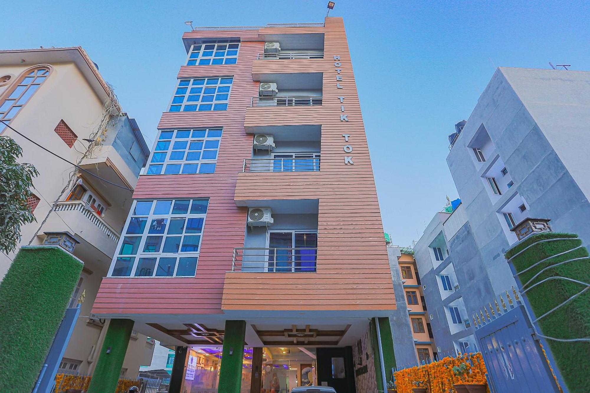 Oyo 799 Hotel Tik Tok Pvt Ltd. กาฐมาณฑุ ภายนอก รูปภาพ